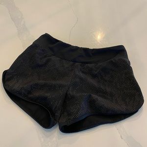 ⭐️ bundle for $5! ⭐️ 
Joe Fresh running shorts